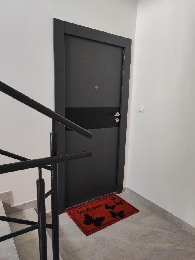Apartman Plum - Self Check In, Free Parking Osijek Exterior foto